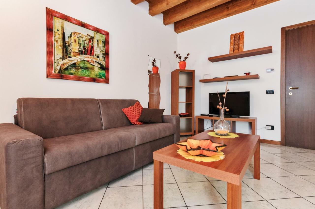Cascinale - Con Piscina Appartamento Peschiera del Garda
